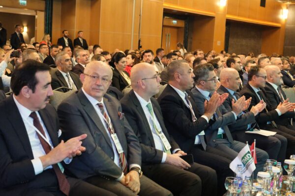 TÜRKİYE EKONOMİSİNDE MADENCİLİĞİN ROLÜ KONFERANSINA YÖNETİM KURULU BAŞKANIMIZ SY. TEMEL YAZ KATILIM SAĞLADI