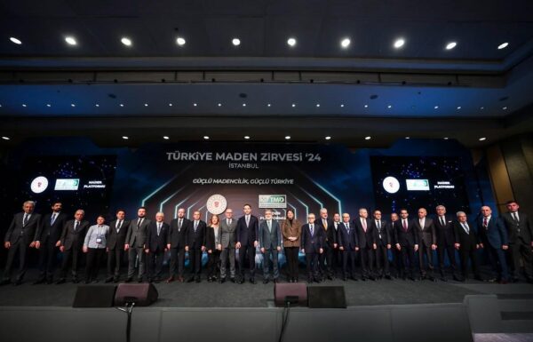 TÜRKİYE MADEN ZİRVESİ’24 ENERJİ VE TABİİ KAYNAKLAR BAKANI BAYRAKTAR’IN KATILIMIYLA GERÇEKLEŞTİ